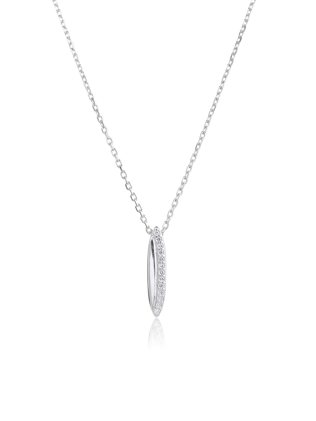 Collar de plata con colgante alargado de circonitas, con baño de rodio