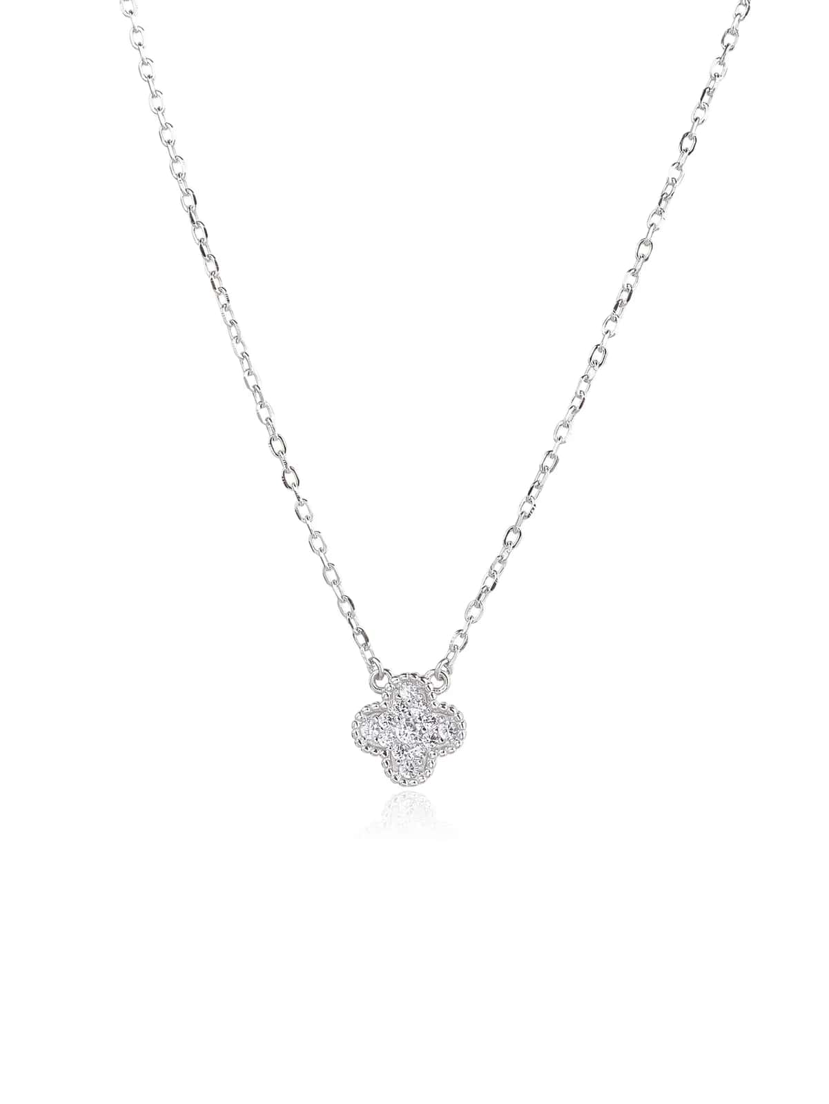 Collar de plata con motivo de trébol de cuatro hojas y circonitas, con baño de rodio